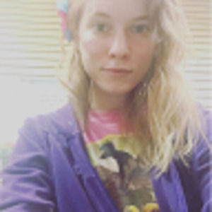 Meet your Posher, Holly